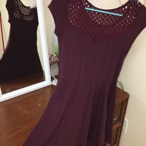 girls maroon dress.